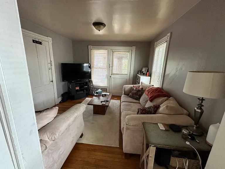 290 Pearl St #1 — Photo 13