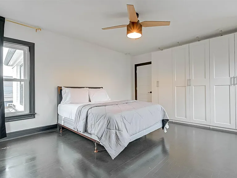 3222 Oakdale St — Photo 24