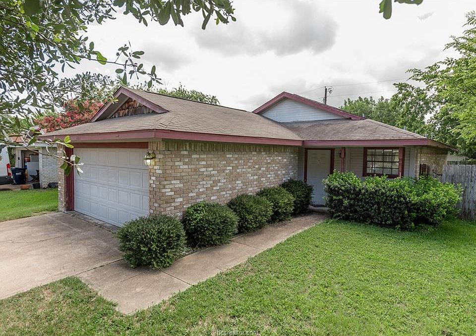 1st image of 1102 Paintbrush Cir
