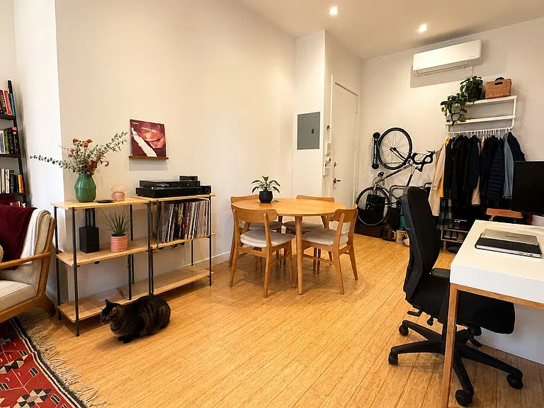 154 Calyer St #2 — Photo 2