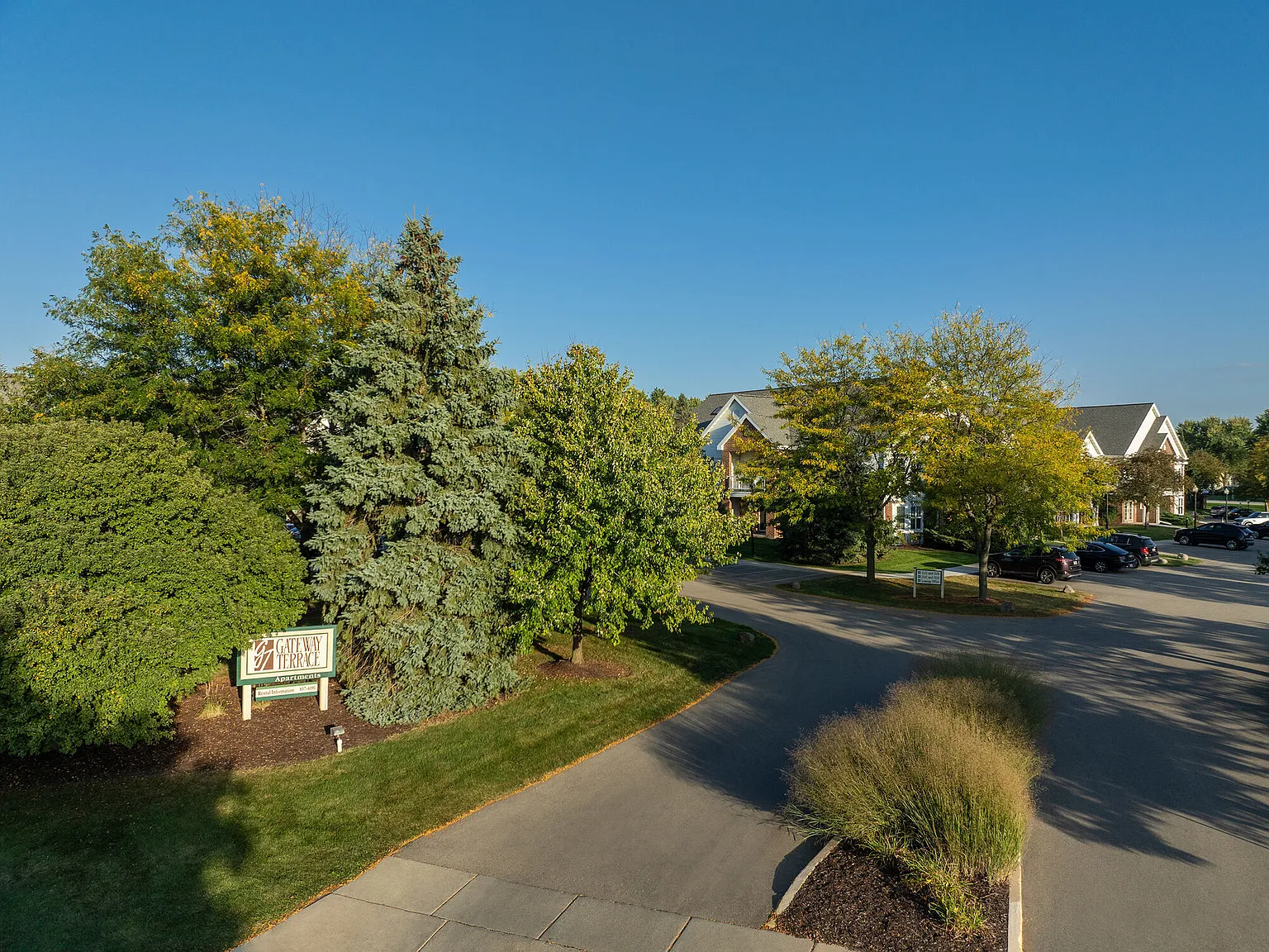 Gateway Terrace — Photo 3