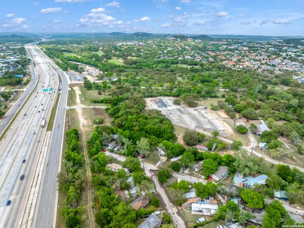 6577 Cedar Lane, San Antonio, TX 78257