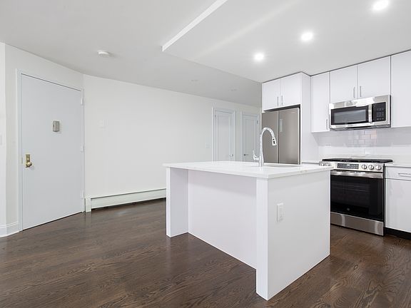 4th image of 973 2nd Ave APT 2