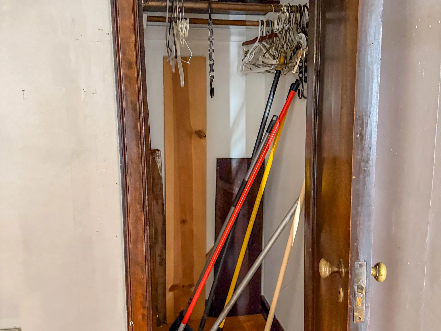 2 bed, 1100 sqft, $1,700 — Photo 4