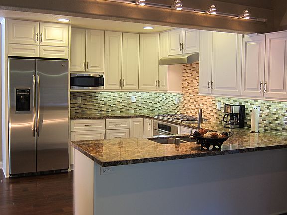 3rd image of 2803 Alpine Ct