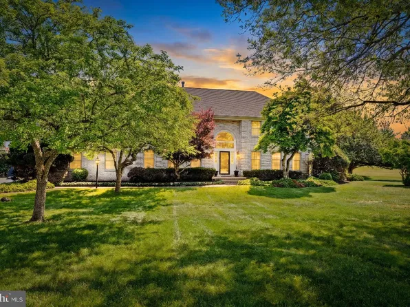 3 Haines Dr, Robbinsville, NJ 08691