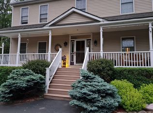 1 Boulder Field Rd, Califon, NJ 07830