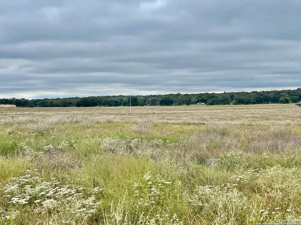 218 Colonial Ln LOT 107, La Vernia, TX 78121