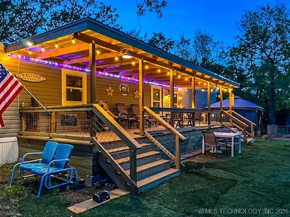 20 Locust Ave, Eufaula, OK 74432