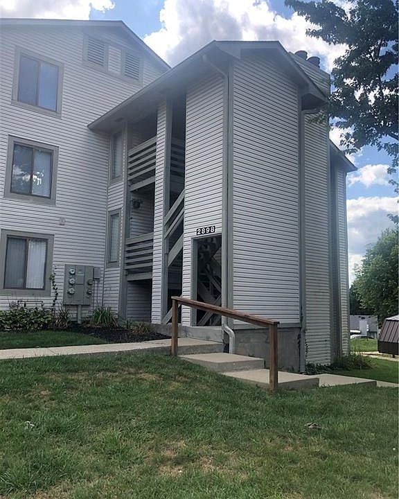 1st image of 2898 Eagles Crest Cir APT A
