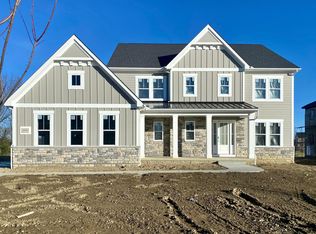 9070 Advocet Dr, Powell, OH 43065