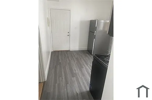 7236 S Vernon Ave #2 Photo 1 7236 S Vernon Ave #2 Photo 1