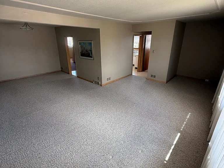 605 Dallenlea Ave #605 — Photo 10