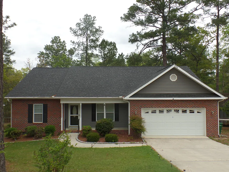 9 Remington Ln