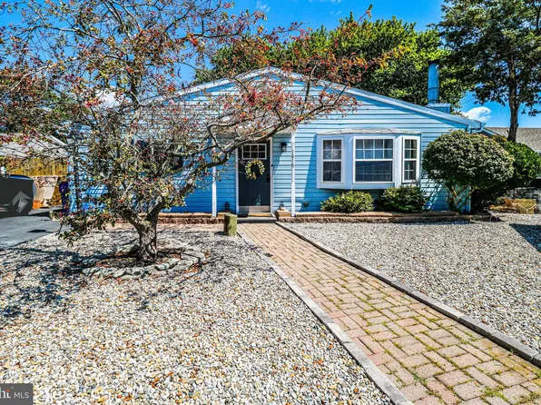 1416 Tamiami Rd, Forked River, NJ 08731