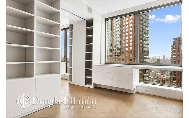 Rented by Douglas Elliman | media 9