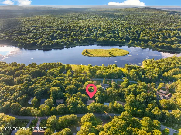 457 Mountain Rd, Albrightsville, PA 18210