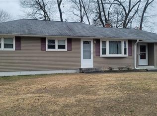 28 Dale Rd, Enfield, CT 06082