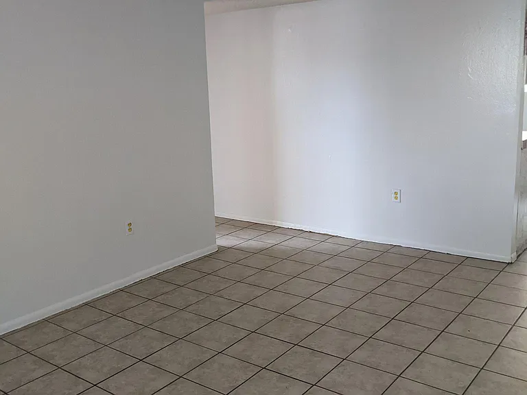 frontroom