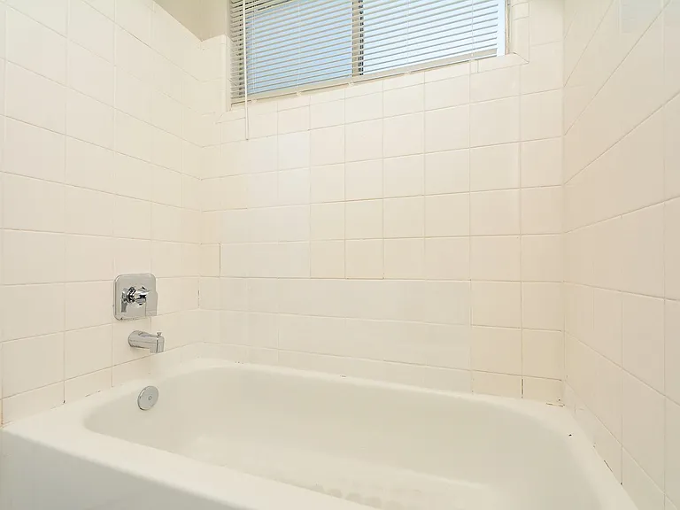 8826 Pecan Place Dr — Photo 18