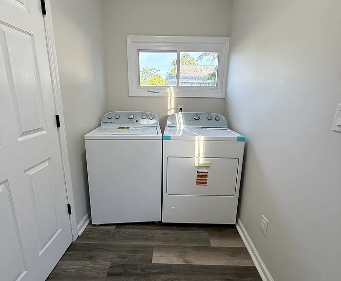 40 Eisenhower Dr — Photo 8