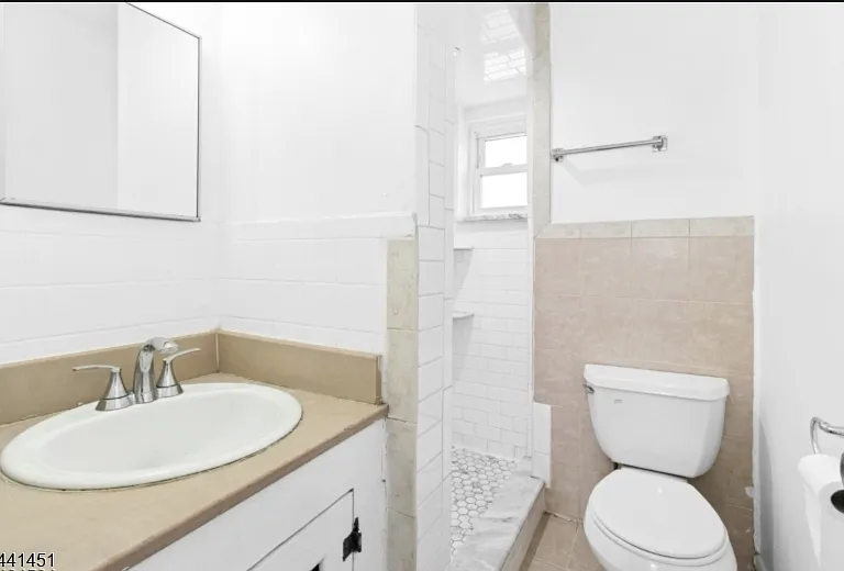 162 W 2nd Ave — Photo 8