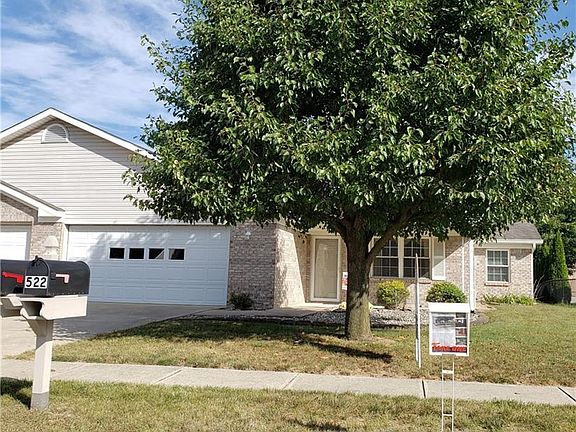 3rd image of 522 Cresthaven Dr