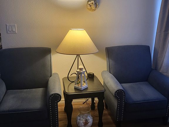 2nd image of 1822 Pineland Dr #1
