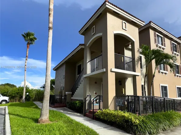 22441 SW 88th Pl #2015, Cutler Bay, FL 33190