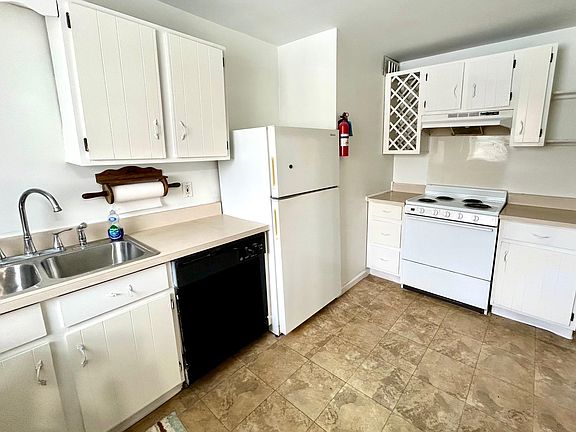 5th image of 19675 S Oakley Rd