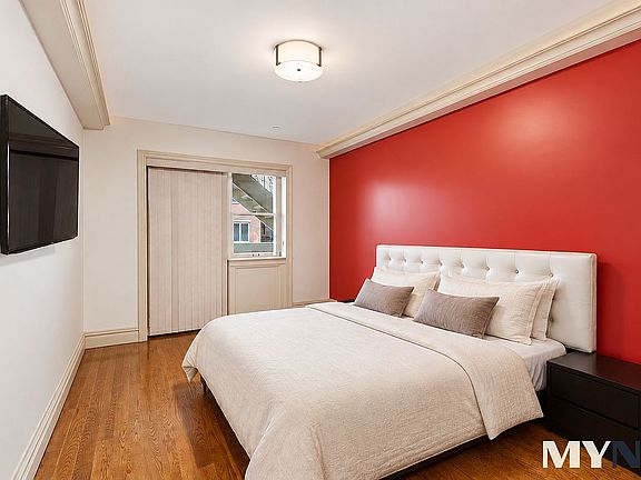 4th image of 1674 E 22nd St APT 3B