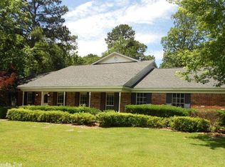 2612 Breckenridge Dr, Little Rock, AR 72227