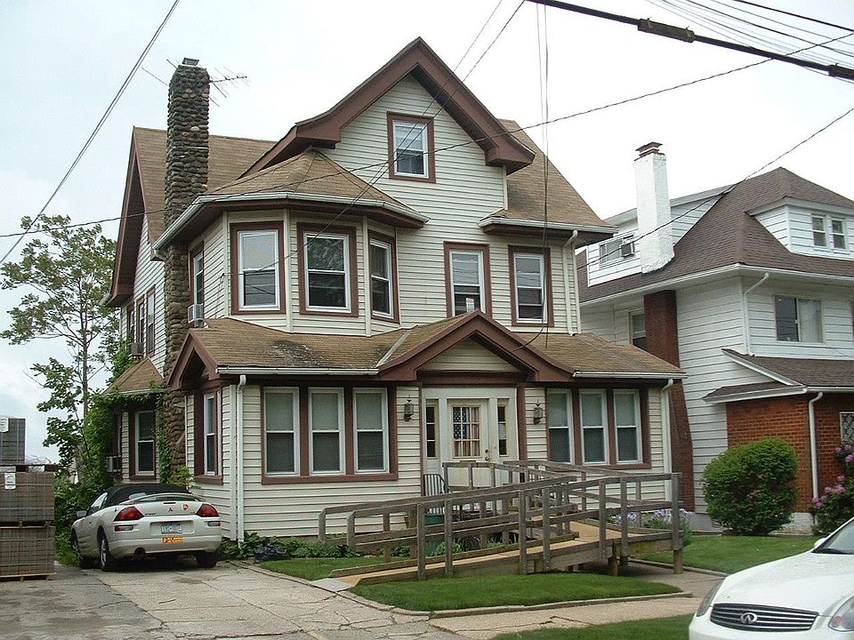1st image of 15020 86th Ave