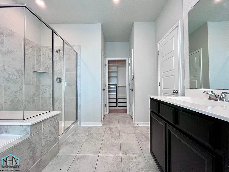 2307 Castello Way — Photo 26