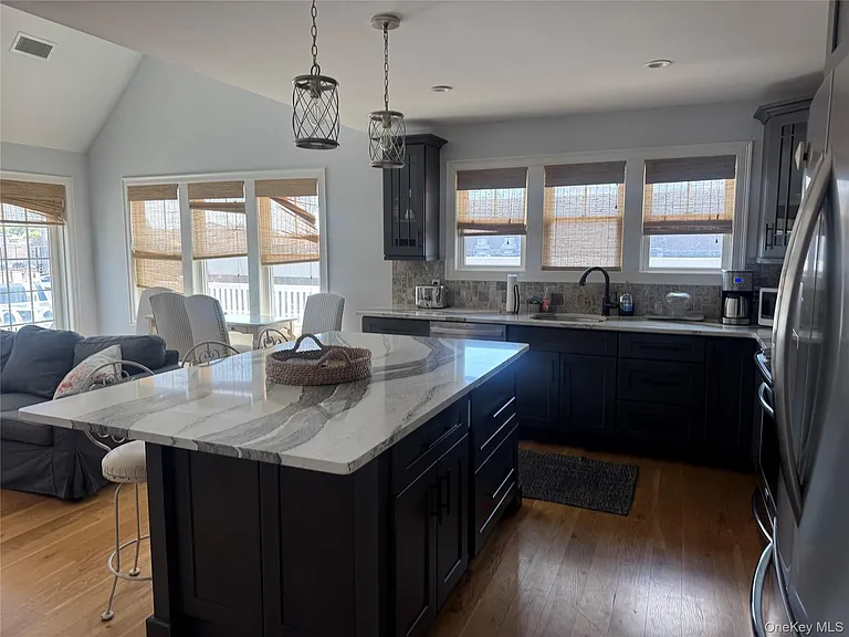 84 Maryland Ave — Photo 7