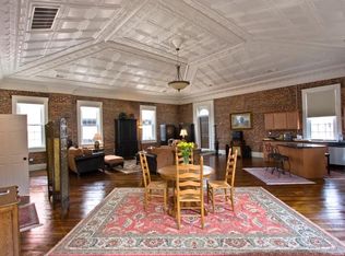 215 W Walnut St SUITE 200, Danville, KY 40422