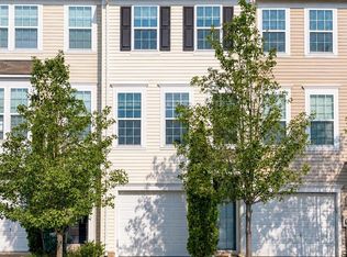 22960 Foxglove Way, California, MD 20619