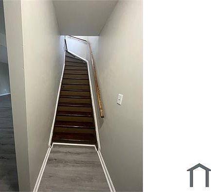 3rd image of 414 Irvine Turner Blvd Floor 2