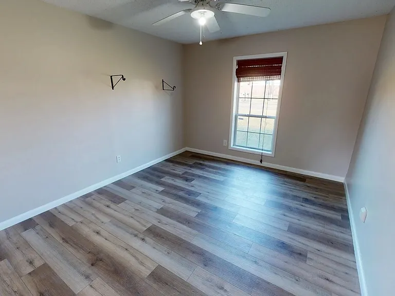 2536 Mary Ann Dr — Photo 11