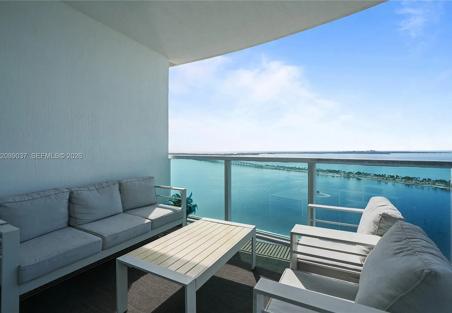 Skyline On Brickell Condo — Photo 4