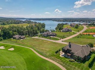 611 Starboard Dr, Lenoir City, TN 37772