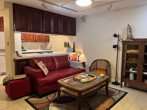 1620 N Wilmot Rd, Tucson, AZ 85712