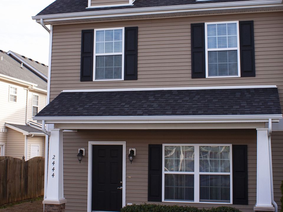 1st image of 2444 New Holland Cir