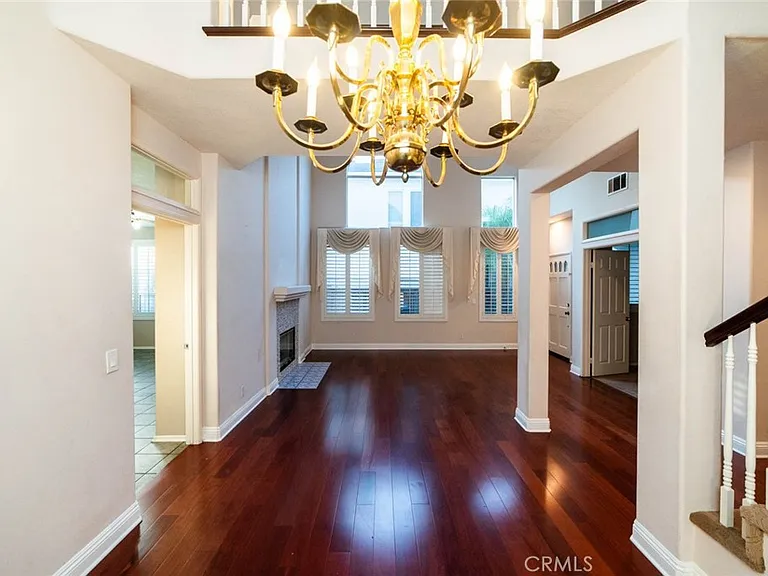 27 Larkmead — Photo 11