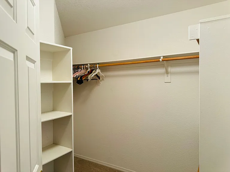 2057 E Sandtrap Ln — Photo 15
