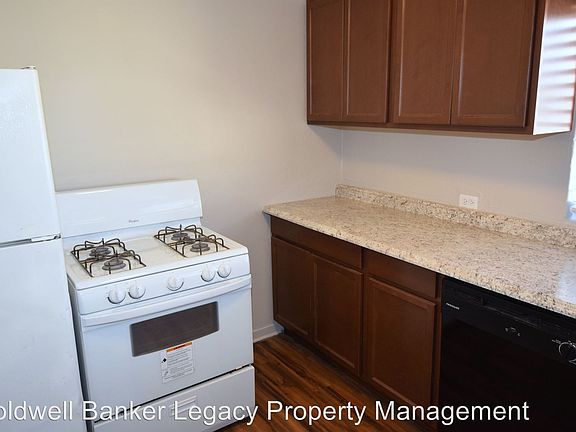 4th image of 5804 Pauline Ave NW