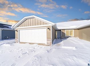 6704 W Gresford Pl, Sioux Falls, SD 57106