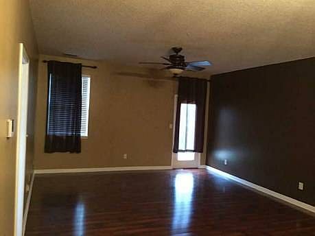 4th image of 5497 Wood Hollow Dr