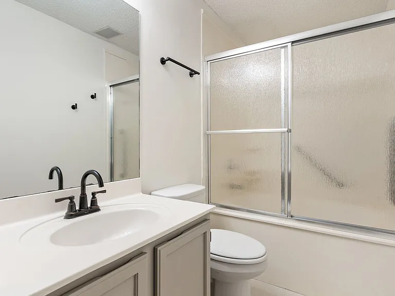 2445 Meadowlark Ln — Photo 19