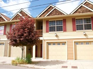 6017 NE Holladay St, Portland, OR 97213